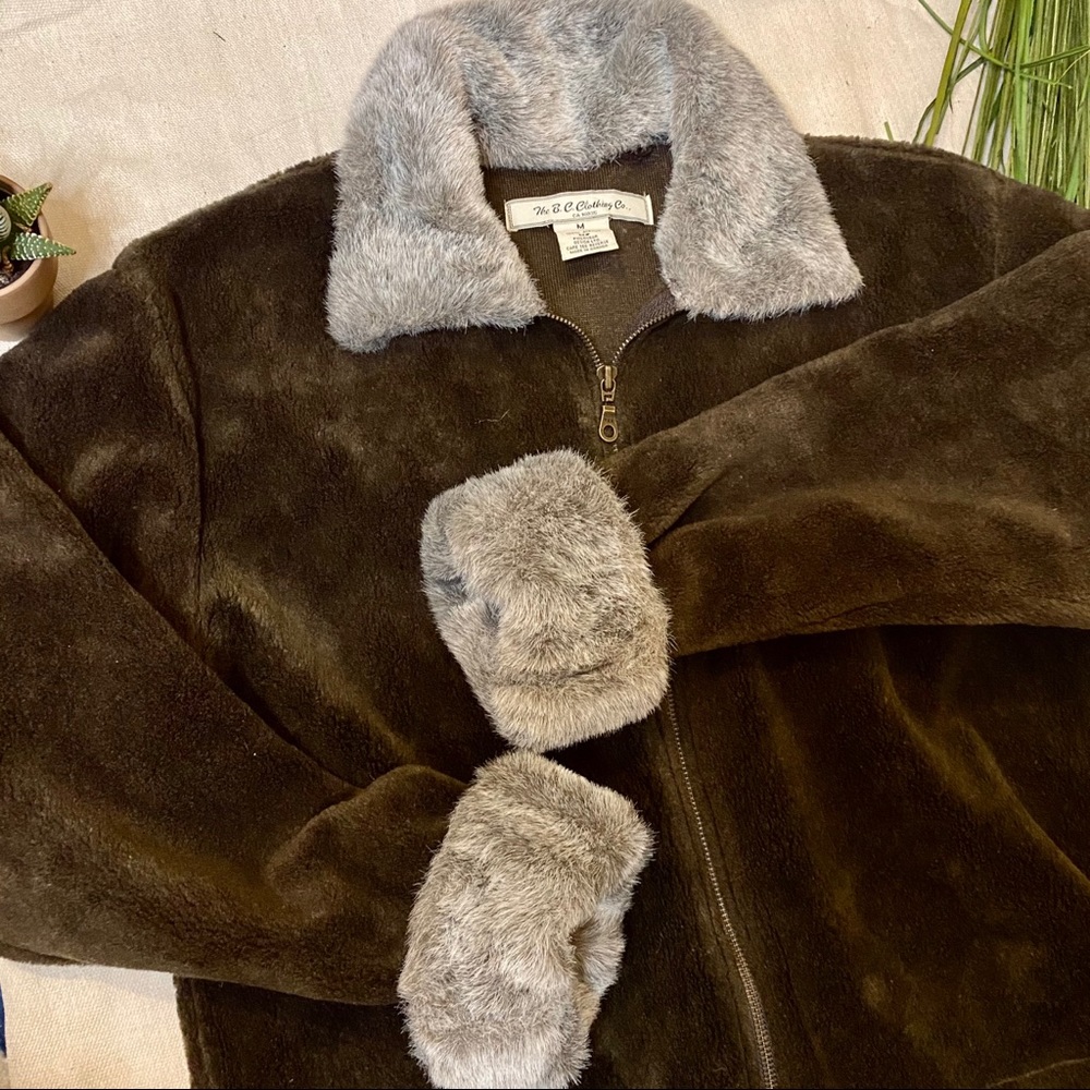 Vintage 90s faux fur fuzzy jacket